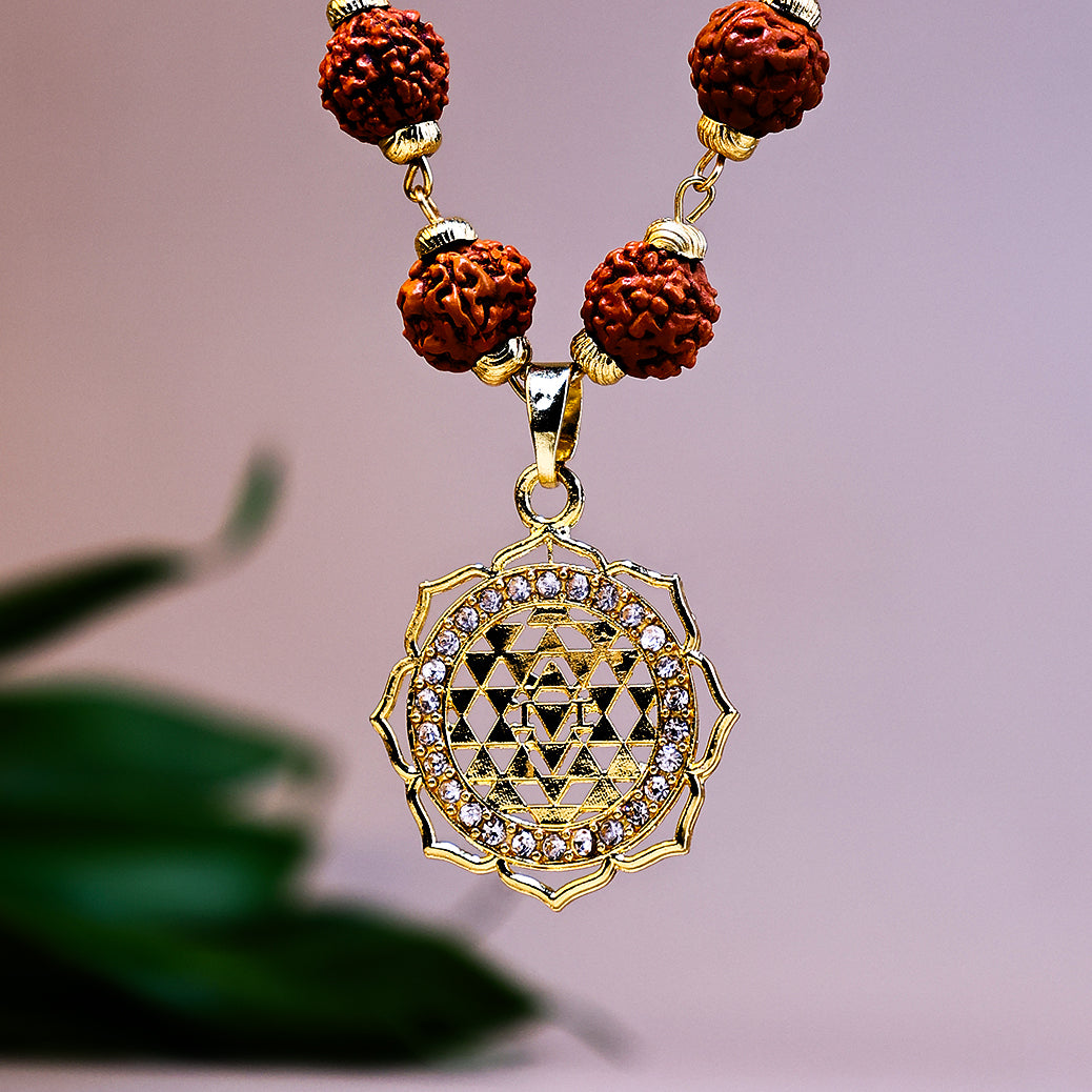 Pendants & Charms
